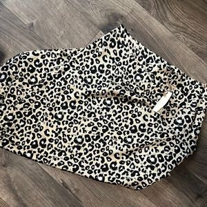 Size L midi leopard print skirt